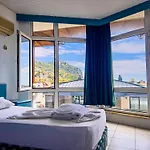 Casa Cleo 3*