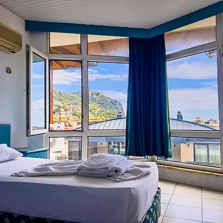 Casa Cleo Aparthotel