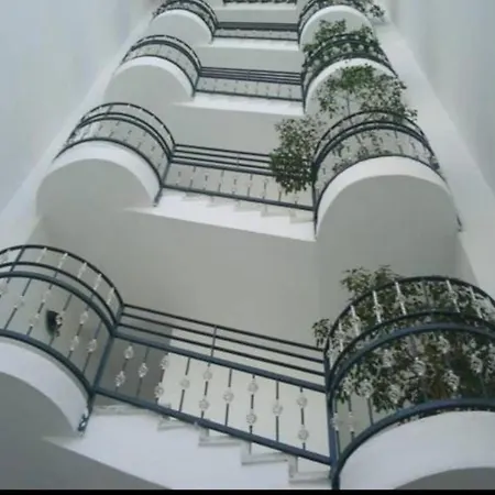מלון דירות Casa Cleo 3*